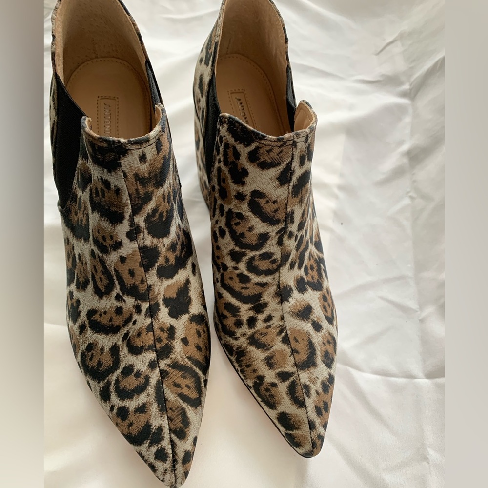 NEW ANTONIO MELANI SHORT LEOPARD DESIGN BOOTS